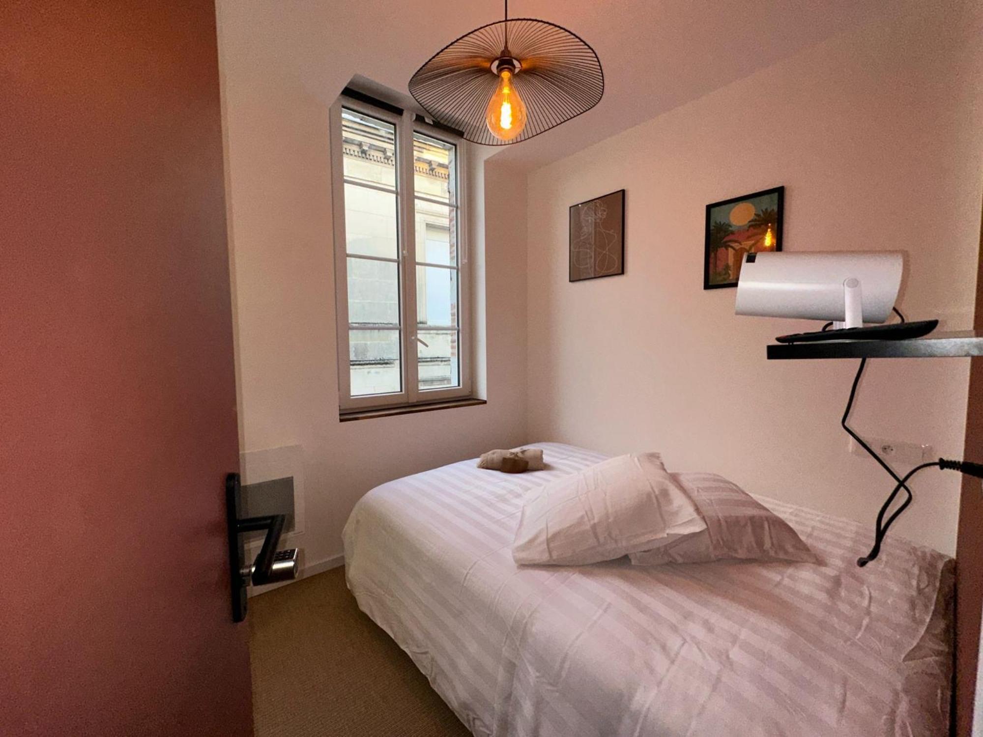 Maison Des Ambans Chambres D'Hotes Hypercentre 200M De La Gare Et Petit Dejeuner Inclus 아쟁 외부 사진
